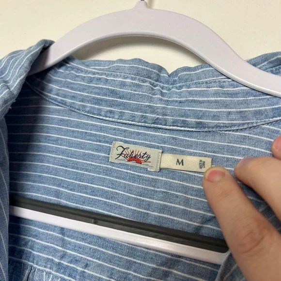 Faherty Breeze Relaxed Short Sleeve Shirt Tried and True Stripe Blue Size M - Picture 4 of 6